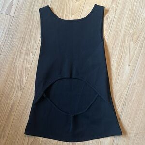 NAKEDVICE CUT OUT TOP